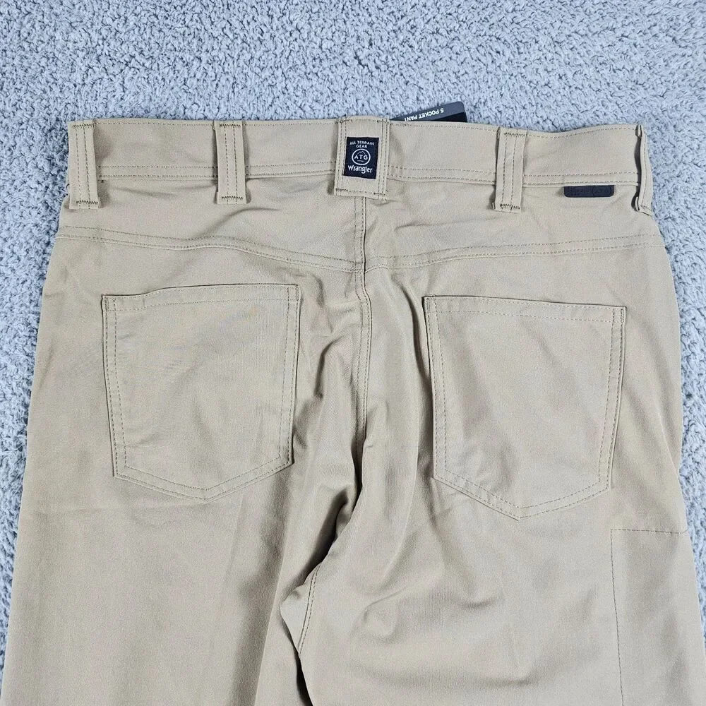Wrangler ATG Pants Mens 35x32 Khaki Stretch Hiking Outdoor Trail All Terrain
